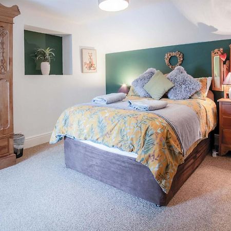 Hall House - 3 Bedroom Cottage - Saint Florence ภายนอก รูปภาพ