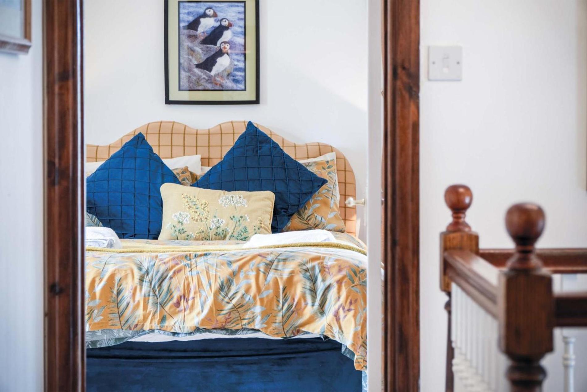 Hall House - 3 Bedroom Cottage - Saint Florence ภายนอก รูปภาพ