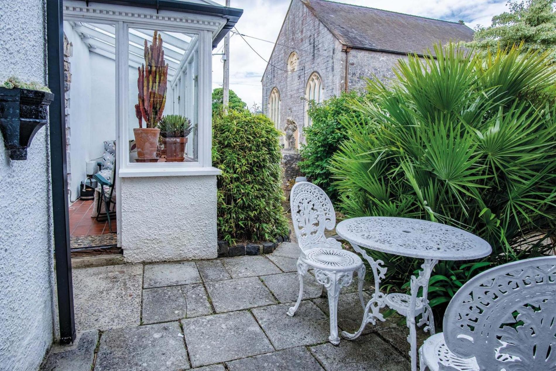 Hall House - 3 Bedroom Cottage - Saint Florence ภายนอก รูปภาพ