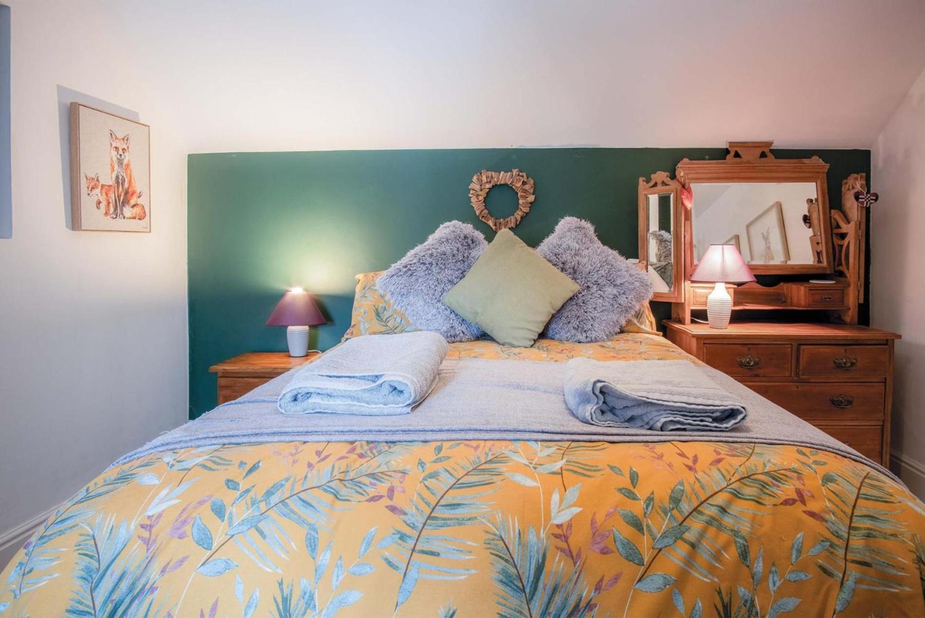 Hall House - 3 Bedroom Cottage - Saint Florence ภายนอก รูปภาพ