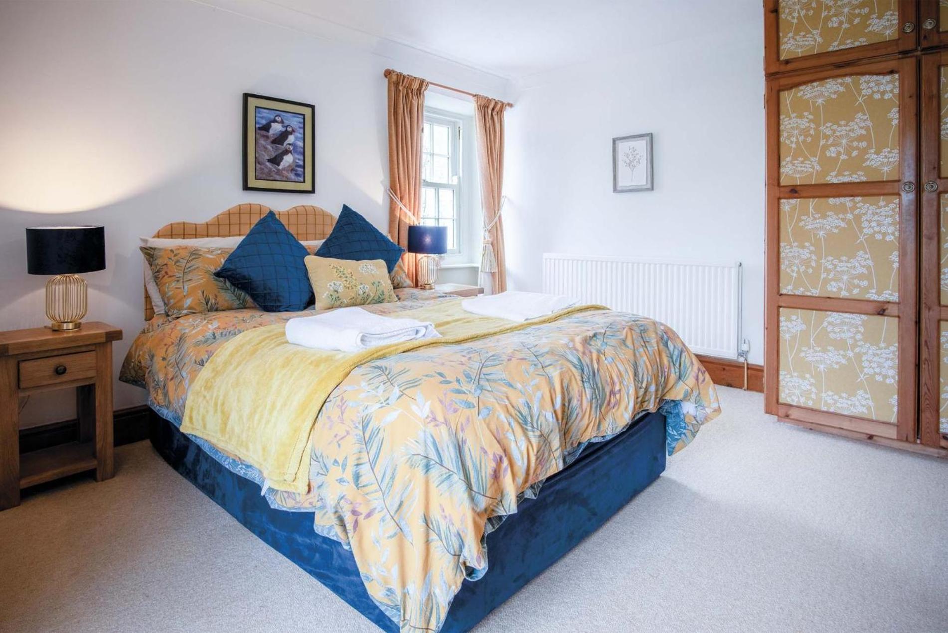 Hall House - 3 Bedroom Cottage - Saint Florence ภายนอก รูปภาพ